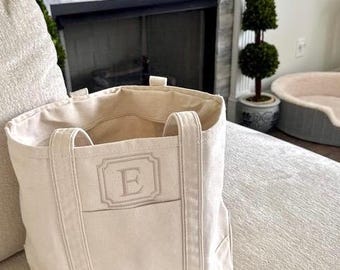 Monogram canvas tote bag Zipper top Personalized canvas tote bag monogrammed canvas tote bag zippered top Monogram Embroidery