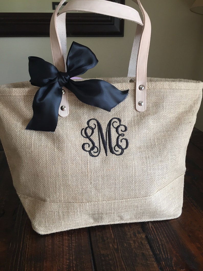 Set of 4 Monogrammed Jute Burlap Tote Bag Personalized Natural Jute Tote Bag Bridesmaid or Wedding Party Gift Light Blue Rose Blush Navy