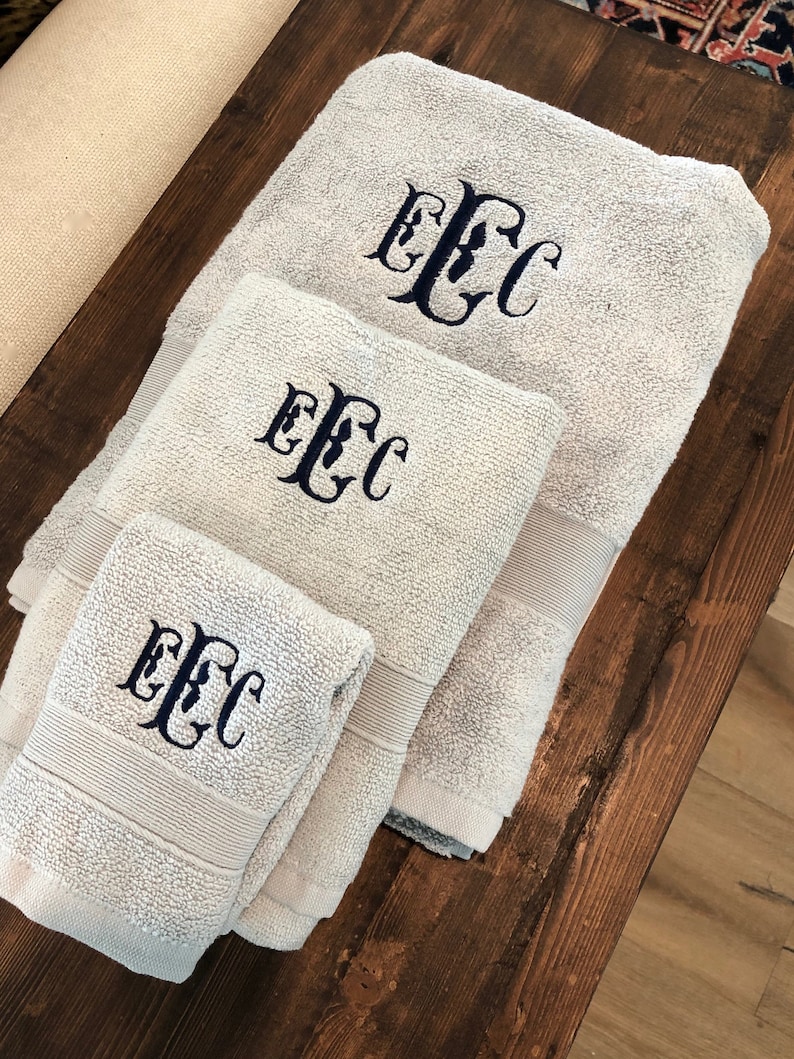 Best Seller Monogrammed Towel Set Bath Towel Personalized Etsy Singapore