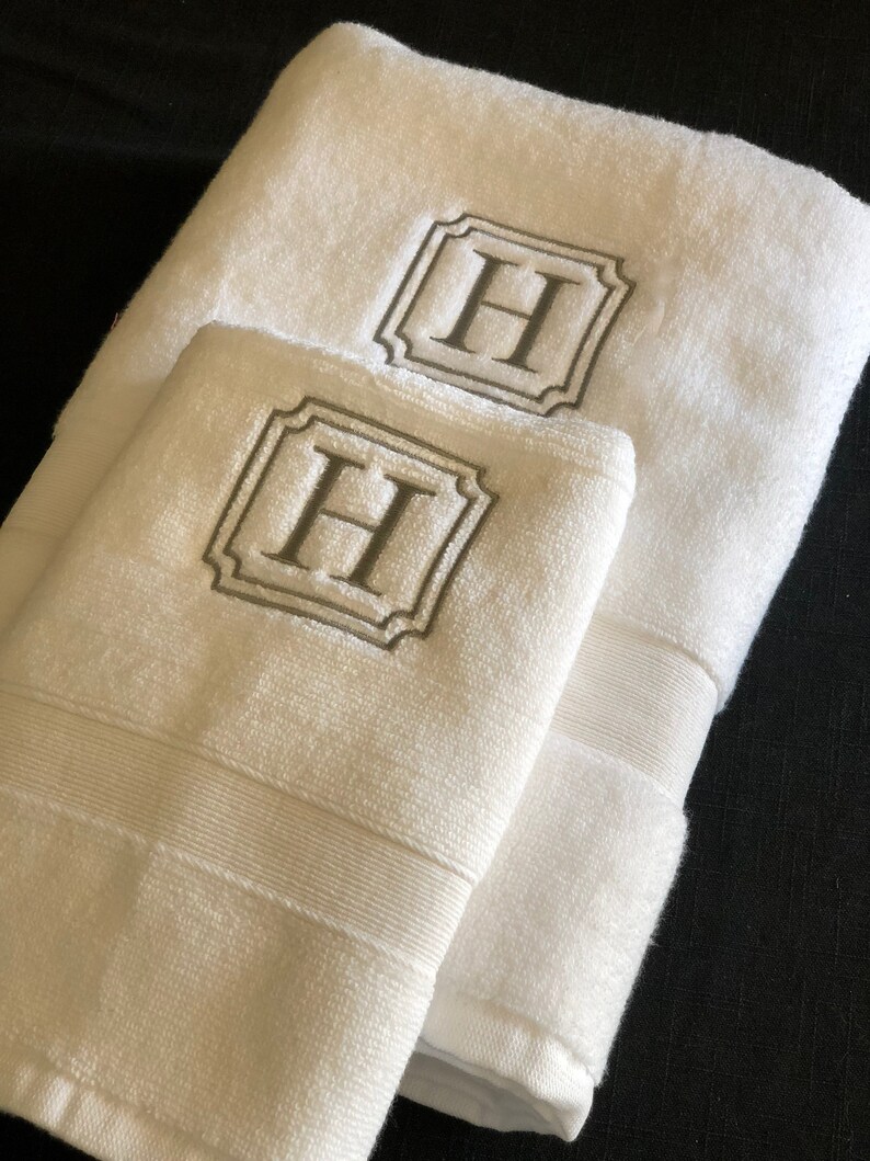 Best Seller Monogrammed Towel Set Bath Towel personalized Etsy