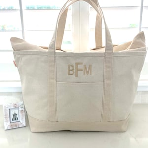 High Quality Monogram tote Bag Zipper top Personalized canvas tote bag great for Beach and bridesmaid gift