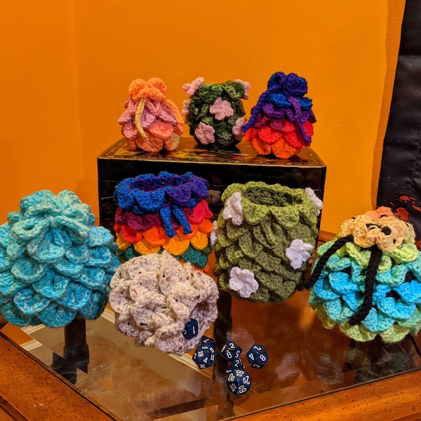 Dragon Scales/Hedge Bag Crochet Pattern
