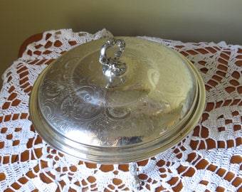Sheridan Silver Casserole Dish: Etched Lid, Footed Wedding Dish