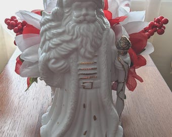 Vintage Santa Table Centerpiece: Victorian Christmas Arrangement