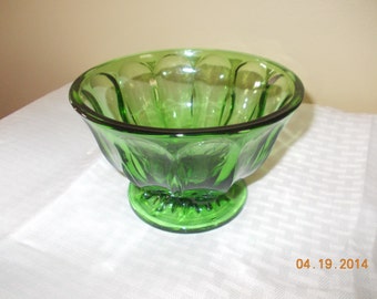 Vintage Emerald Green Depression Bowl, 1960's Emerald Green Depression Bowl, Green Depression Glass Dish, Collectible Green Dish