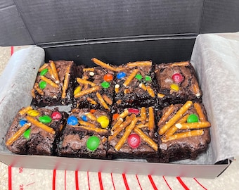 Homemade Fudg,Gooey Chocolate Brownies with M&M and pretzels/ gift box / holidays treats