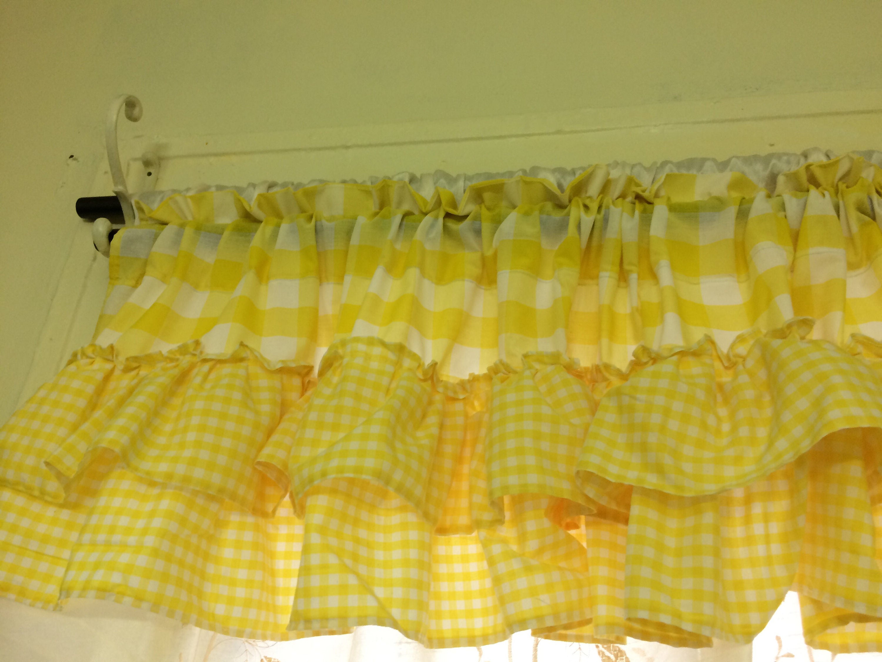 Yellow Gingham Valance With Ruffles Gingham Vintage Curtains Etsy