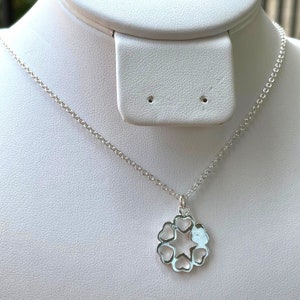 Sterling Silver Flower Necklace for Women, Flower Pendant Necklace, Dainty Necklace, Minimalist Necklace, Unique Gift for Wife, Gift Idea