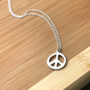 Peace Sign Necklace, Boho Peace Charm, Hippie Peace Pendant, Best Friend Gift, Dainty Necklace, Layered Necklace, Minimalist Necklace Gift