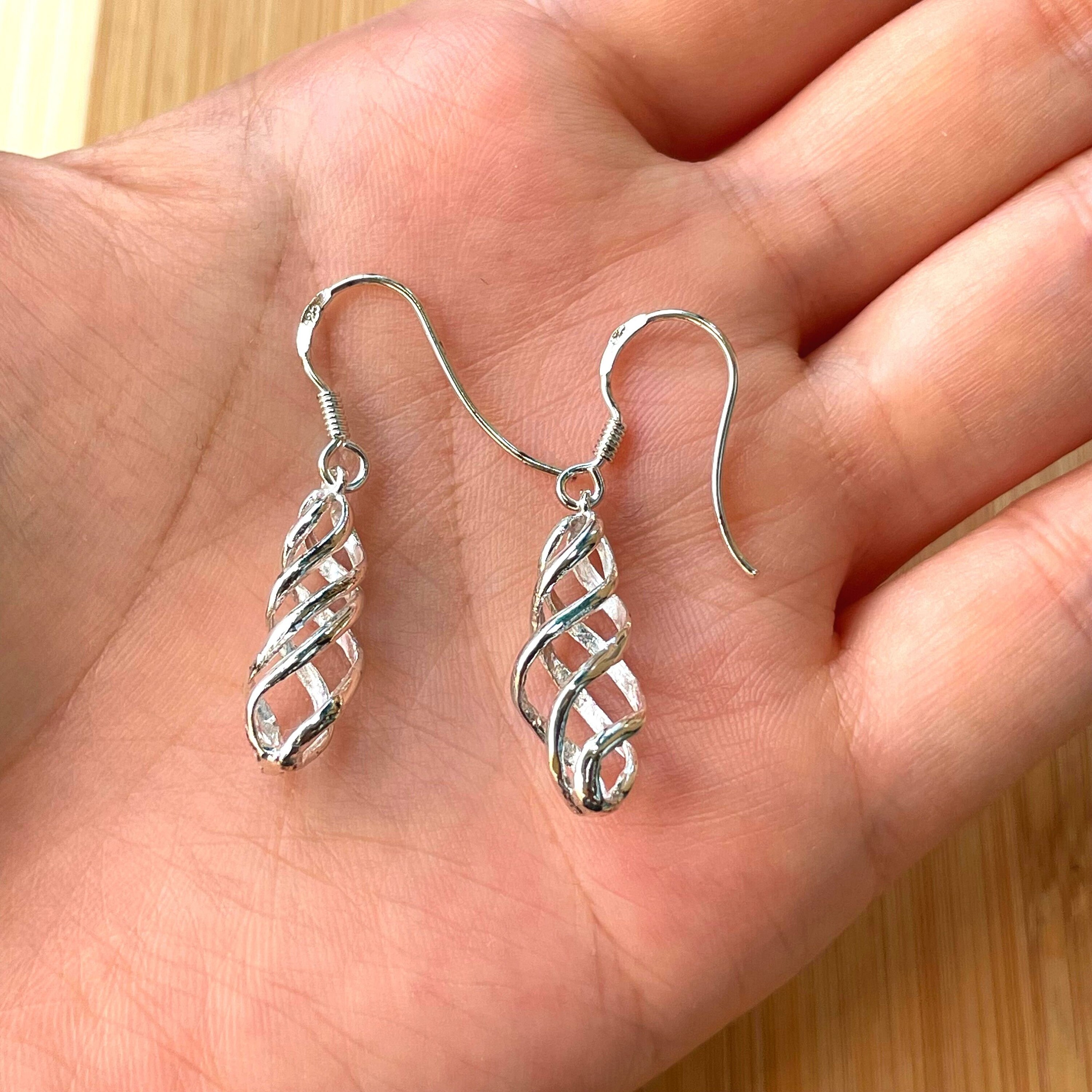 ピアス LAZY DAWN modern round earring LAZY DAWN(レイジーダウン) - 海外通販のBUYMA