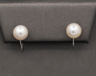 Vintage 7.5mm Akoya perla colgante pendientes en oro blanco de 14 k, pendientes clásicos de perlas de Akoya, pendientes de perlas de agua salada, tornillo de espalda