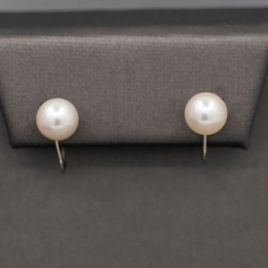 Vintage 7.5mm Akoya Pearl Screwback Earrings in 14k White Gold, Classic Akoya Pearl Stud Earrings, Saltwater Pearl Earrings,  Screw Back