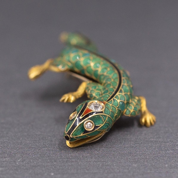 Antique Victorian Gecko Lizard Brooch Pin in Enamel and Old Cut
