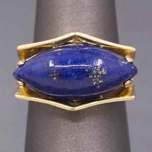 Vintage Modernist Lapis Lazuli East West Set Ring in 18k Yellow Gold
