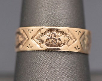 Antique Victorian 6.35mm Engraved Wedding Band in 10k Rose Gold Size 8.75