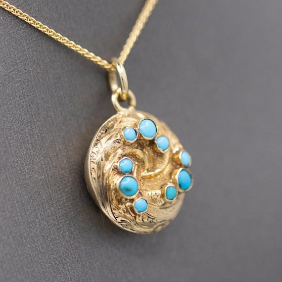 Antique Victorian Turquoise Round Locket with Gla… - image 3