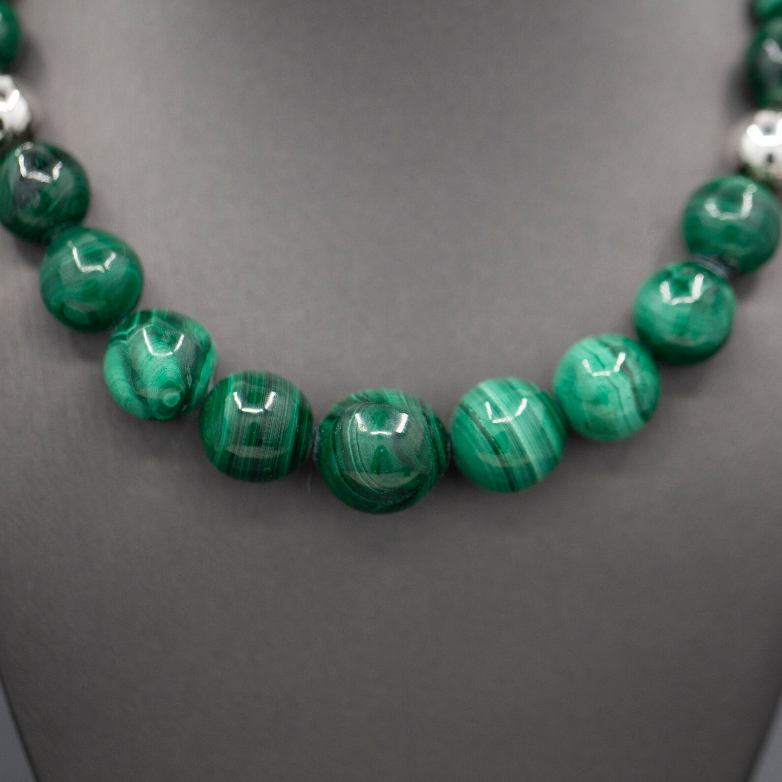 Vintage Malachite and Sterling Silver Graduated Bead Necklace Etsy