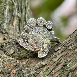 Early Retro Diamond Dinner Ring with Old European Cut and Baguettes in 14k White Gold