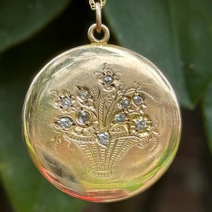 Antique Victorian Old Mine Cut Diamond Flower Basket Pendant Necklace in 14k Yellow Gold