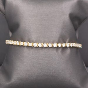 Sparkling 4.60cttw Diamond Tennis Bracelet in 14k Yellow Gold