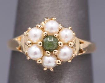 Vintage Nephrite Jade and Pearl Cluster Ring in 14k Yellow Gold