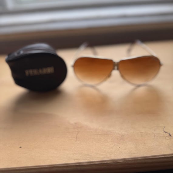 Vintage Ferrari Aviator Sunglasses W/ Case - Gold Frame  display picture 3