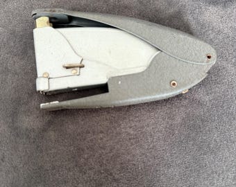 Vintage Swingline Tot 50 Stapler Gray With Box Of Staples Compact Retro Office Tool