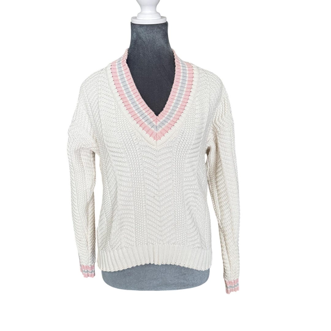 Eddie Bauer Vintage Womens V-neck Knit Sweater With Pink & Gray