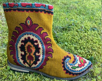 Chelsea Booties- Size 37 (US 7) Silk Petit Point Uzbekistan Folk Art Embroidered Boot  Tribal Pointed Toe Ethnic Paisley Needlepoint