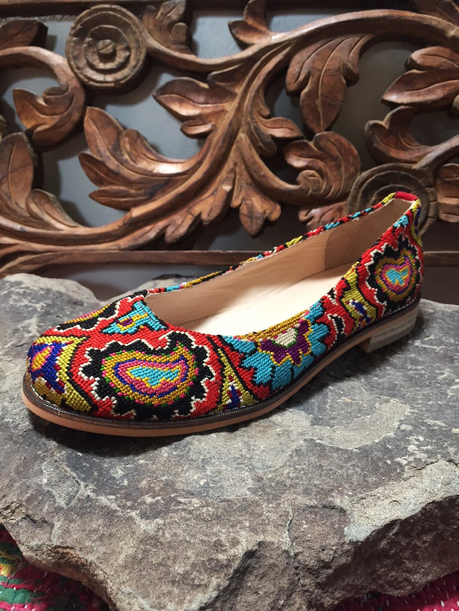 embroidered ballet flats- size 39 (us 8.5) silk petit point needlepoint tribal suzani uzbekistan ethnic boho festival rounded to