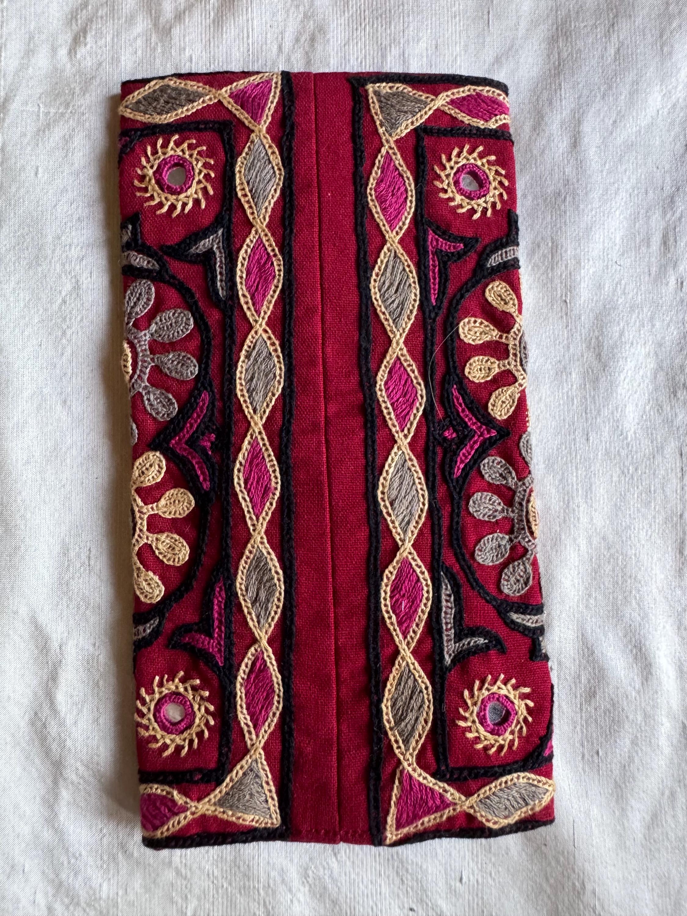 刺繍入り眼鏡/スマホケース ラバリミラーワーク インド民芸品