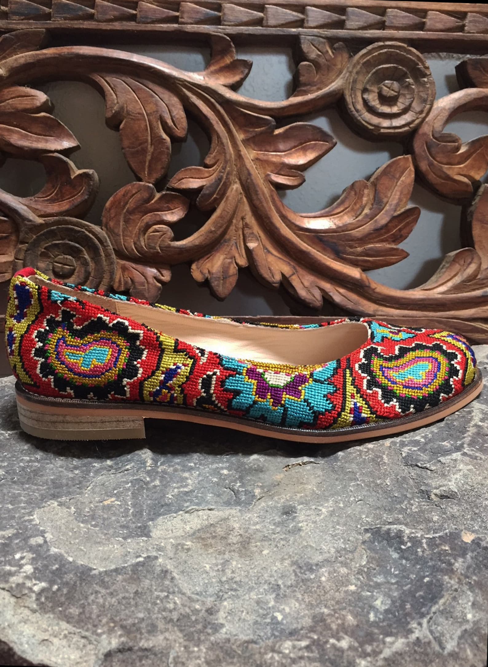 embroidered ballet flats- size 39 (us 8.5) silk petit point needlepoint tribal suzani uzbekistan ethnic boho festival rounded to