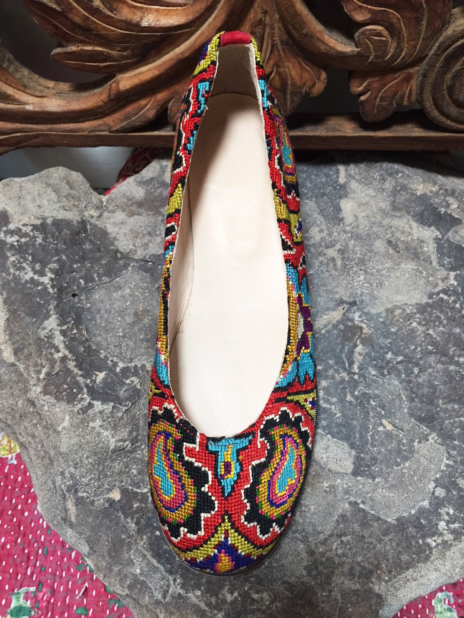 embroidered ballet flats- size 39 (us 8.5) silk petit point needlepoint tribal suzani uzbekistan ethnic boho festival rounded to