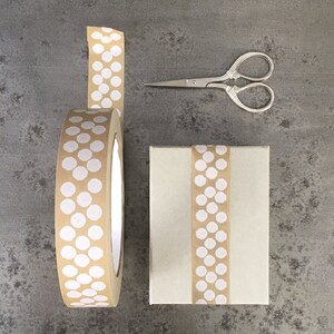 50m di nastro adesivo in carta larga e lunga! Nastro adesivo kraft con piselli bianchi, per packaging creativo,...