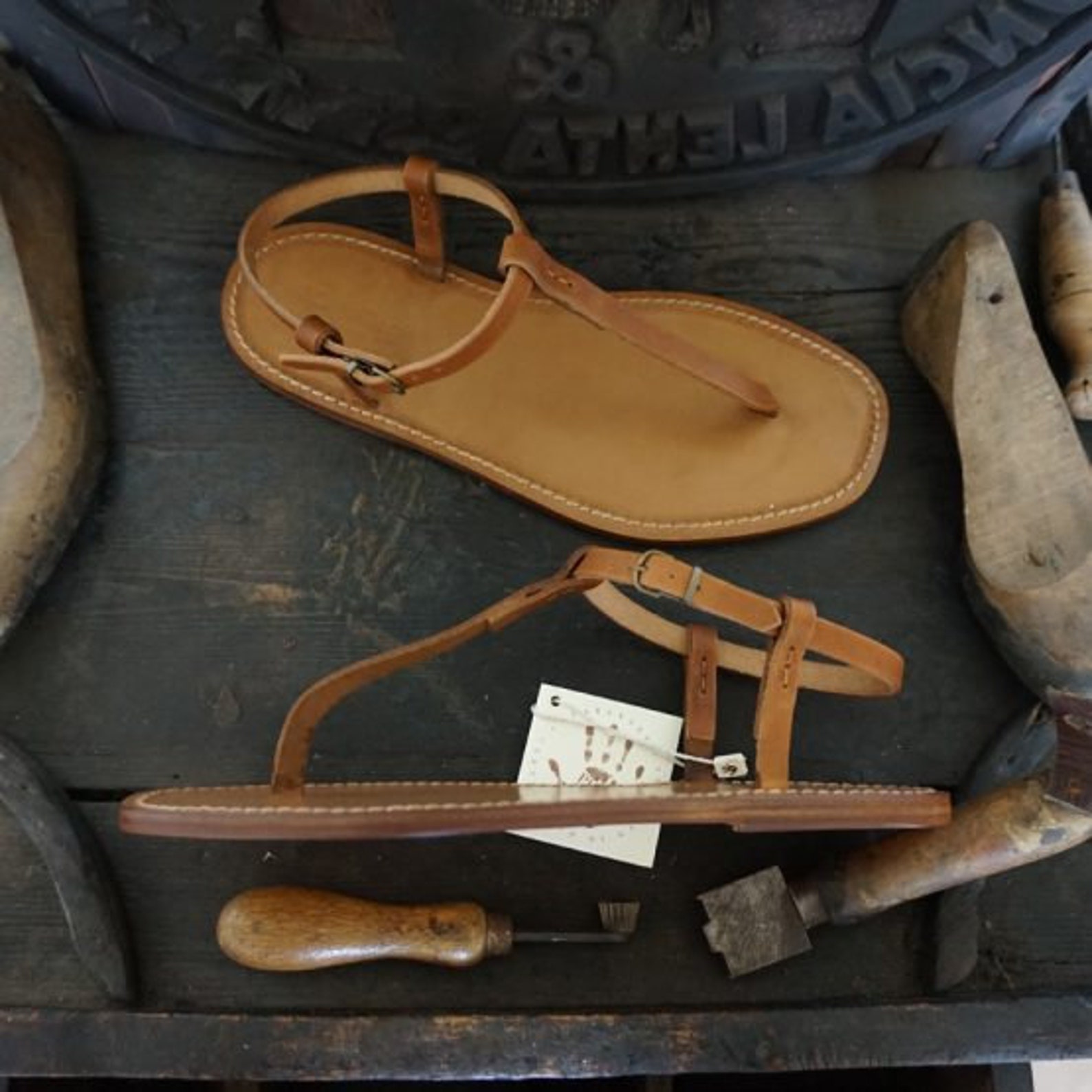 mens flip flop sandals