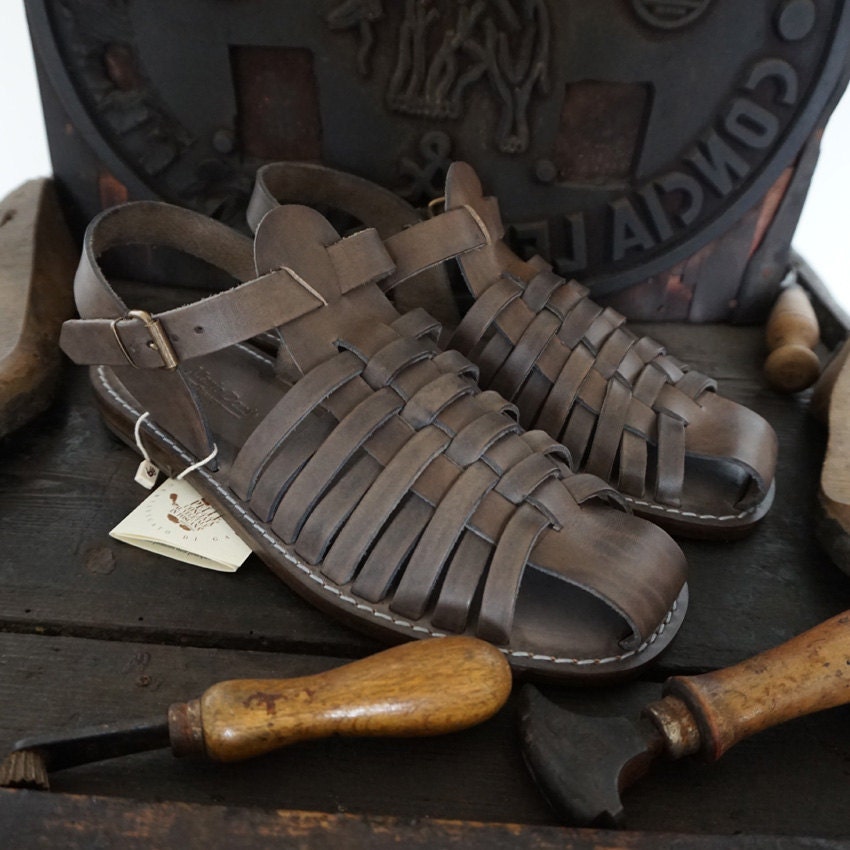Greek Sandals – historicalrecreation on Etsy – Knowne World Courtesans