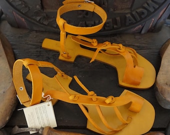 Handmade Barefoot sandals in Leather and Leather Made in Italy, Man thong sandal, Mario doni barefoot shoes, Gladiator sandal barefoot