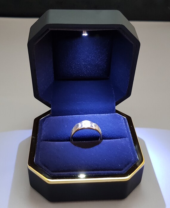 stylish ring box