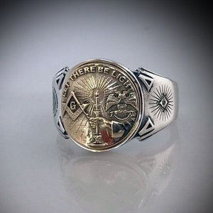 Masonic Ring 9 Carat Gold Emblem Let There Be Light Ring