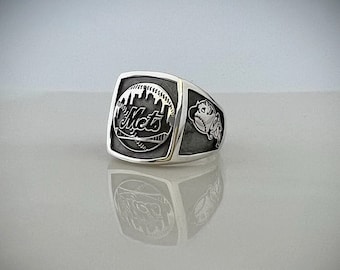 Bague avec écusson plaqué argent du Liverpool FC, taille moyenne | Excellent choix - Excellent Pick