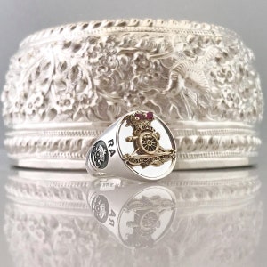 Royal British Army Bespoke Artillery 9 Carat Gold Emblem Ring