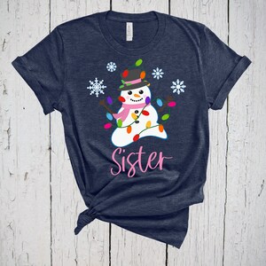 Schwester Schneemann, niedliches Weihnachtshemd, Schneemann-T-Stück, kundenspezifisches Hemd, personalisiertes Hemd, Feiertags-Hemd, Schneemann-Hemd, Schwester-Hemd, Familien-T-Stück