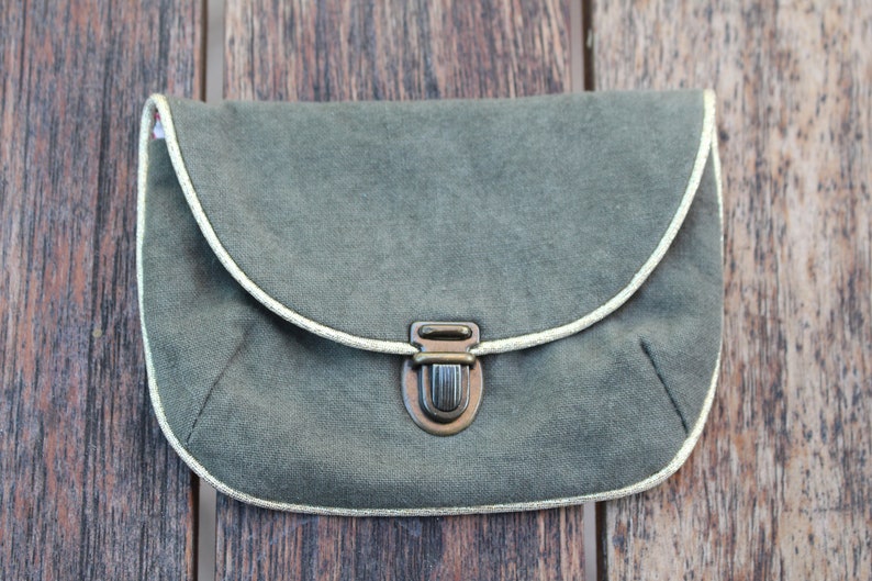 Khaki vegetable dye wallet