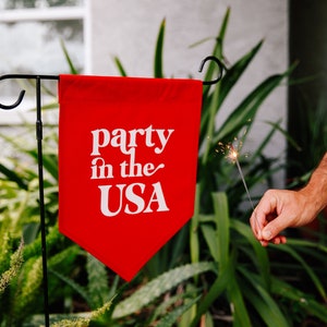 Party in the USA 4th of July Garden Flag