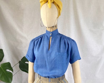 Vintage 70s short sleeved blue blouse shirt with high collar embroidered Medium