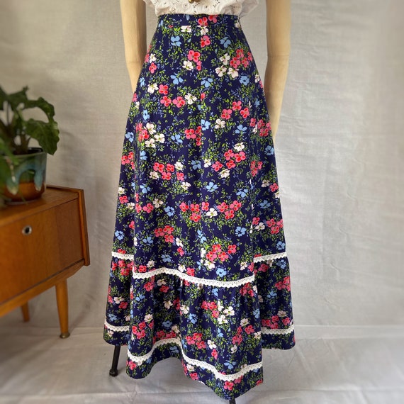 Vintage 70s floral navy blue prairie folk peasant… - image 2