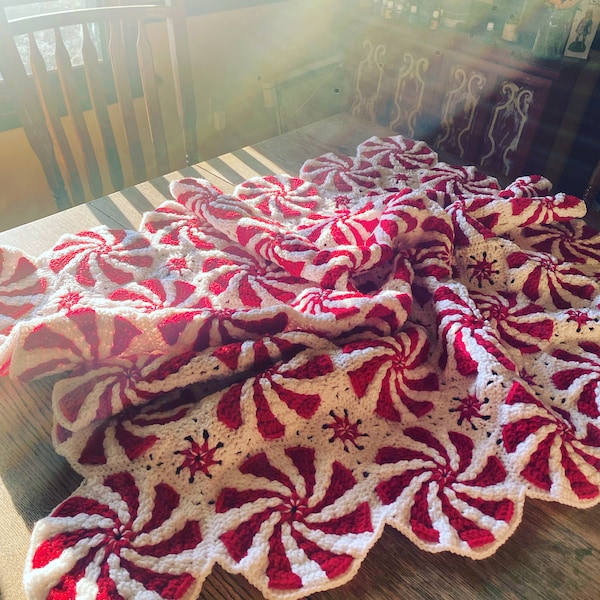 Peppermint swirl blanket