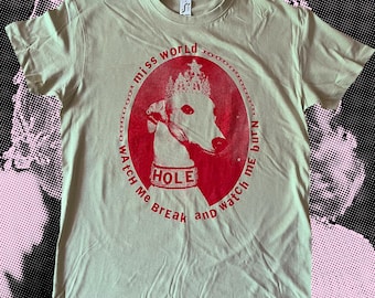 Hole Miss World T-Shirt red on pale green