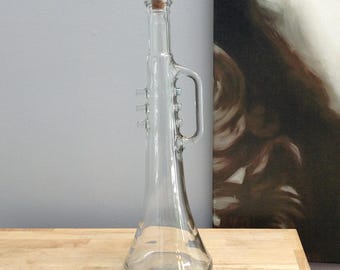 Vintage Glass Trumpet Decanter, Clear Glass Trumpet Shaped Wine Decanter Bottle with Cork Stopper