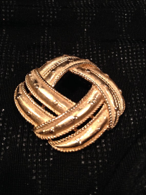 Signed Crown Trifari Square Woven Gold Tone Bands 